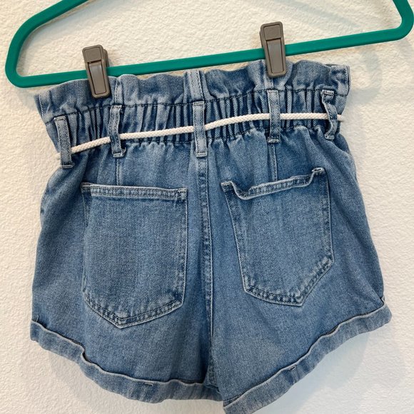 PacSun High-Waisted Jean Shorts, size Medium - Picture 4 of 7